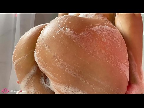 ❤️ Brunette Masturbates Pus karo Vibrator kanggo Intens Orgasme ing Shower ❤ Porno krasan ing kita ☑
